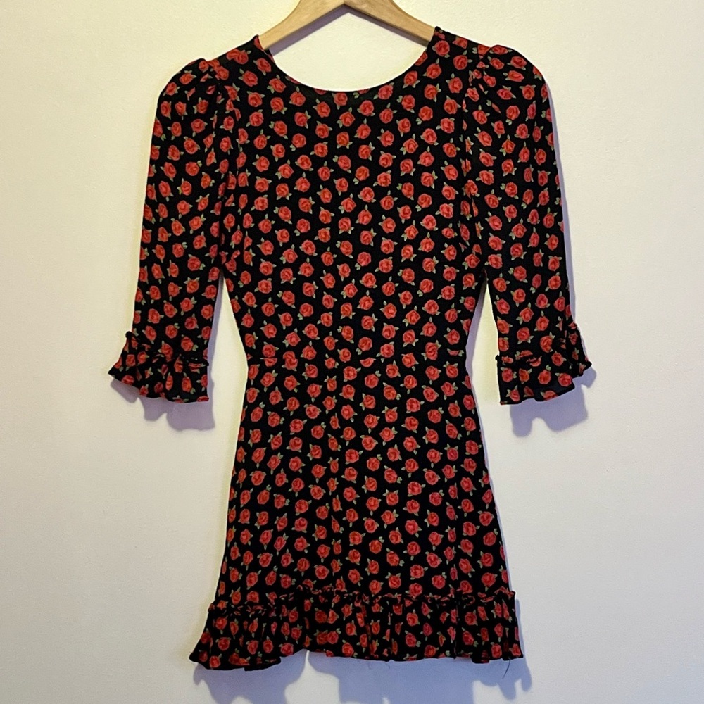 Reformation Doutzen Red Roses Cassandra Mini Dress size 0 like new floral ruffle